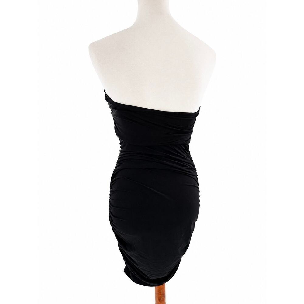 NWT Women’s Black Strapless Ruched Bodycon Mini Dress Size Small - Picture 2 of 3